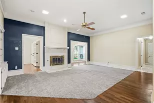 217 Willowcrest Dr, Garland, TX 75040 - Photo 9