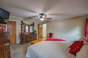 740 Montvale Dr, Mansfield, TX 76063 - Photo 11