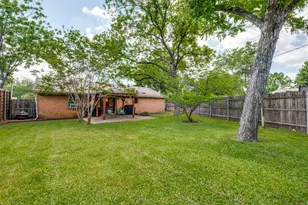 11315 Fernald Ave, Dallas, TX 75218 - Photo 19