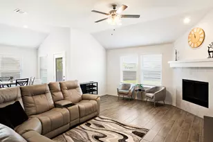 712 Presidio St, Aubrey, TX 76227 - Photo 11