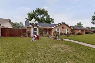 1021 Holland Dr, Garland, TX 75040 - Photo 35
