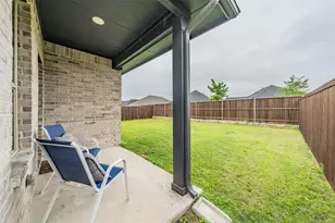 601 Bethpage Dr, Red Oak, TX 75154 - Photo 33