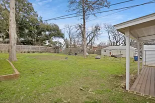 2815 W 8th St, Dallas, TX 75211 - Photo 33
