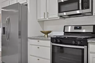 2815 W 8th St, Dallas, TX 75211 - Photo 13