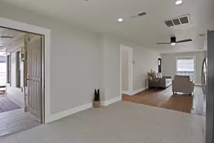 2815 W 8th St, Dallas, TX 75211 - Photo 19