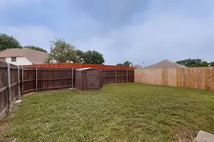 1119 Wayne Ave, Duncanville, TX 75137 - Photo 39