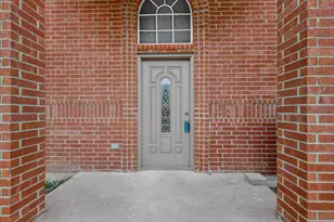 1119 Wayne Ave, Duncanville, TX 75137 - Photo 3