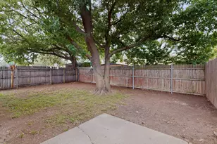 3725 Northridge Dr, Irving, TX 75038 - Photo 37