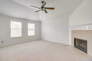 15712 Landing Creek Ln, Fort Worth, TX 76262 - Photo 11