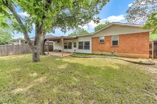 1916 Valley Ln, Arlington, TX 76013 - Photo 35