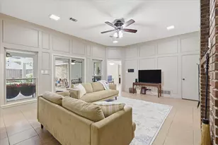 2310 Vanderbilt Ct, Rowlett, TX 75088 - Photo 9