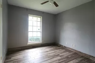 409 Nathan St, Burleson, TX 76028 - Photo 9