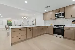 15306 Trails End Dr, Dallas, TX 75248 - Photo 9