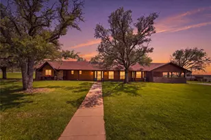 911 McVoid Rd, Springtown, TX 76082 - Photo 1