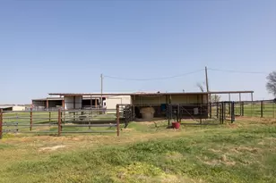 911 McVoid Rd, Springtown, TX 76082 - Photo 33