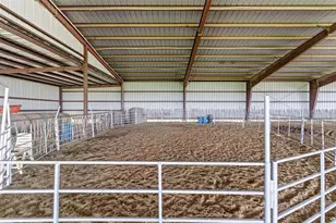 911 McVoid Rd, Springtown, TX 76082 - Photo 27