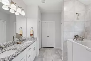 309 Ridge Dr, Justin, TX 76247 - Photo 27