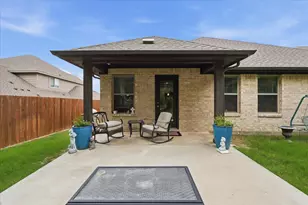 309 Ridge Dr, Justin, TX 76247 - Photo 35