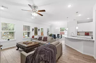 309 Ridge Dr, Justin, TX 76247 - Photo 9
