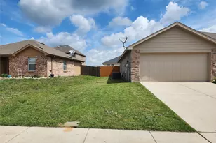 12808 Kingsgate Dr, Rhome, TX 76078 - Photo 35