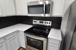 12808 Kingsgate Dr, Rhome, TX 76078 - Photo 11
