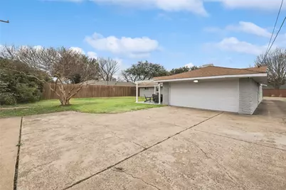 10040 Spokane Circle, Dallas, TX 75229 - Photo 31