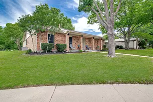 2118 Butterfield Trail, Grand Prairie, TX 75052 - Photo 3