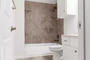 12569 Royal Oaks Ln, Farmers Branch, TX 75234 - Photo 19