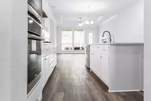 12569 Royal Oaks Ln, Farmers Branch, TX 75234 - Photo 5
