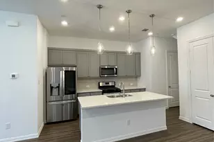 9931 Tolbert St, Irving, TX 75063 - Photo 5