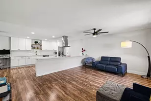 1702 Bristol Ct N, Irving, TX 75062 - Photo 5
