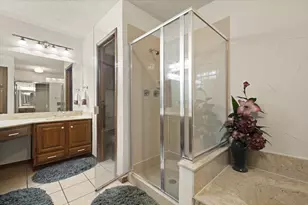 1201 Harwell Dr, Arlington, TX 76011 - Photo 23