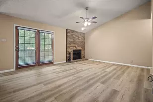 1201 Harwell Dr, Arlington, TX 76011 - Photo 9