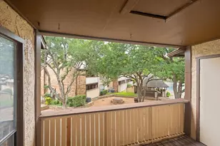 1201 Harwell Dr, Arlington, TX 76011 - Photo 27