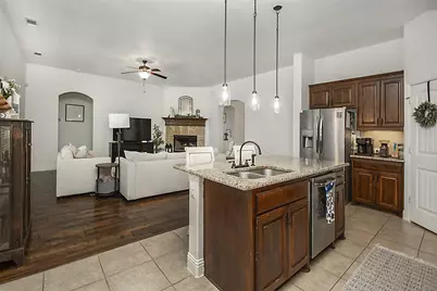 5809 Yellow Rose Court, Midlothian, TX 76065 - Photo 5