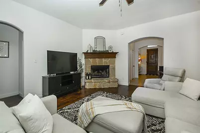 5809 Yellow Rose Court, Midlothian, TX 76065 - Photo 11
