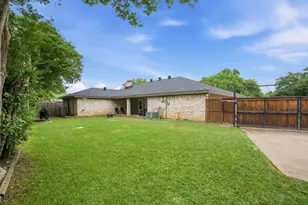 1705 Louella Ct, Hurst, TX 76054 - Photo 39