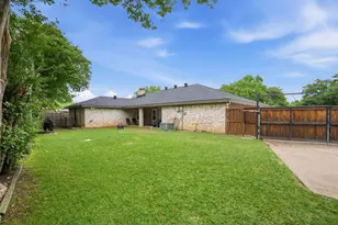 1705 Louella Ct, Hurst, TX 76054 - Photo 39