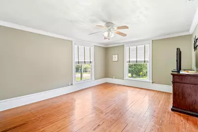 218 N Texas Street, Pittsburg, TX 75686 - Photo 21