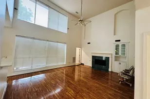 2762 Hillview Dr, Lewisville, TX 75067 - Photo 5