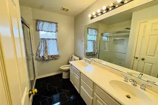 2762 Hillview Dr, Lewisville, TX 75067 - Photo 19
