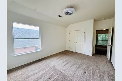 2762 Hillview Drive, Lewisville, TX 75067 - Photo 17