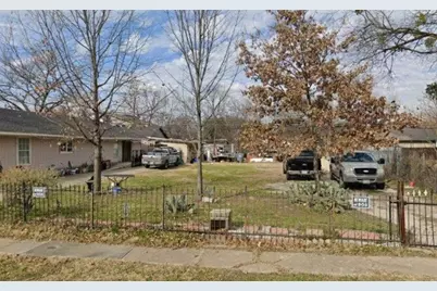 911 Gallagher Street, Dallas, TX 75212 - Photo 1