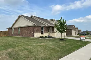 1638 Rosy Finch Dr, Forney, TX 75126 - Photo 3