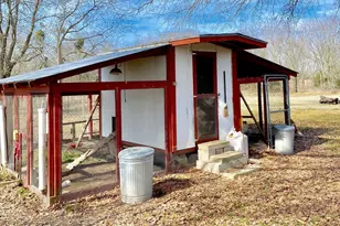 272 County Road 2062, Klondike, TX 75448 - Photo 17