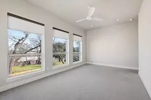 129 Gdn Ct E, Arlington, TX 76013 - Photo 19