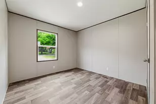 4600 Thompson Ave, Grandview, TX 76050 - Photo 25