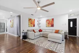 2125 Cardinal Ln, Fort Worth, TX 76111 - Photo 5