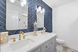 2125 Cardinal Ln, Fort Worth, TX 76111 - Photo 19