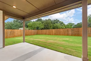 3023 Steepleridge Cir, Granbury, TX 76048 - Photo 25